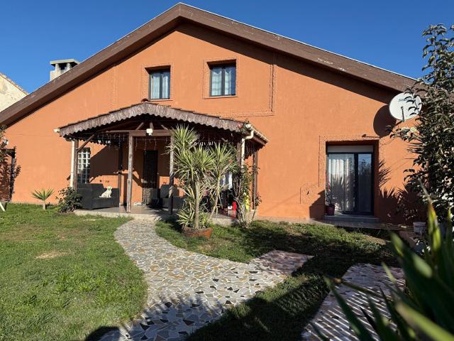 Maison 8 pièces 220 m²