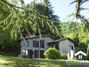 Maison 6 pièces 220 m²