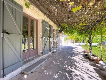 Maison 8 pièces 220 m²
