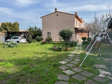 Maison 8 pièces 220 m²