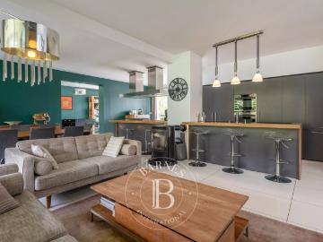 Maison 8 pièces 220 m²