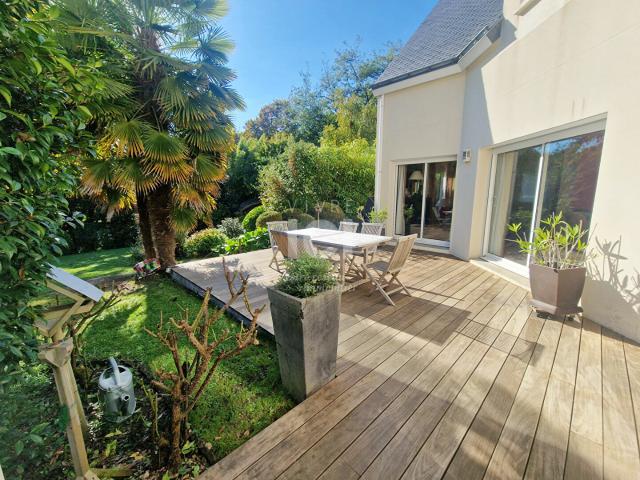 Maison 8 pièces 220 m²