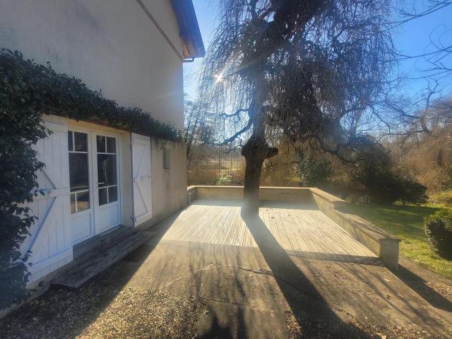 Maison 8 pièces 220 m²
