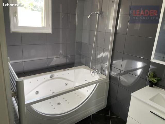 Maison 8 pièces 220 m²