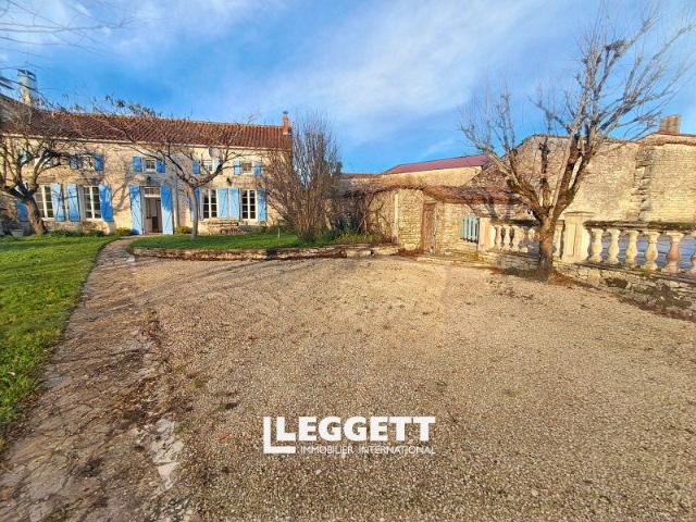 Maison 8 pièces 220 m²