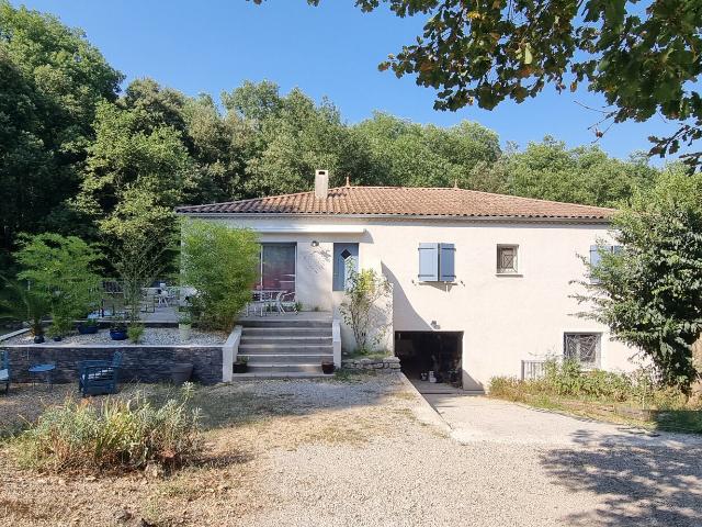 Maison 8 pièces 220 m²