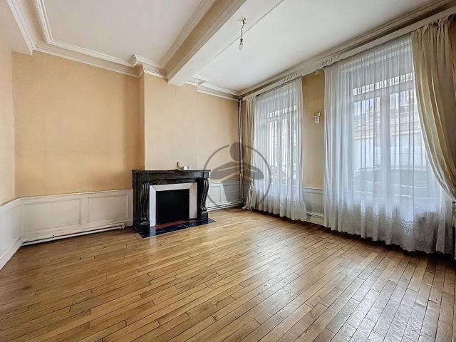 Maison 8 pièces 220 m²