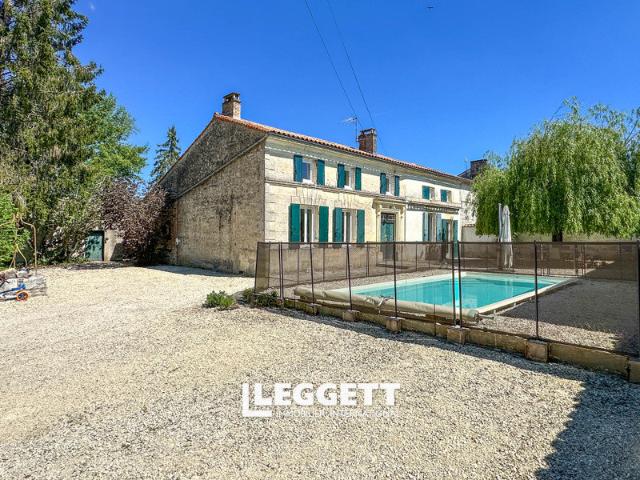 Maison 8 pièces 220 m²