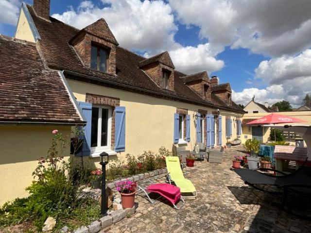 Maison 8 pièces 220 m²