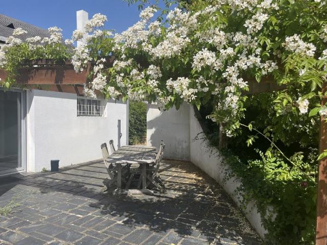 Maison 8 pièces 220 m²