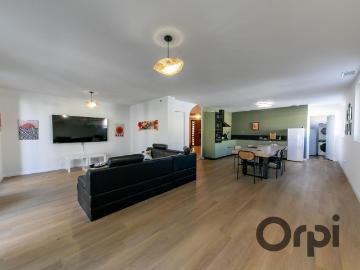 Maison 8 pièces 220 m²