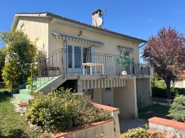 Maison 8 pièces 220 m²
