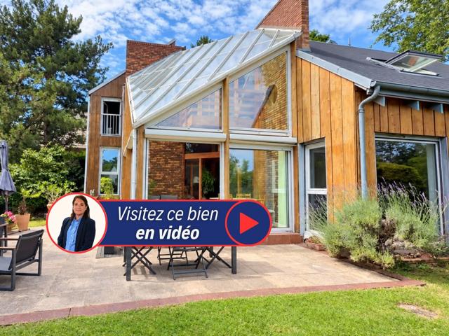 Maison 8 pièces 221 m²