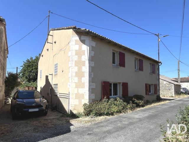 Maison 8 pièces 221 m²