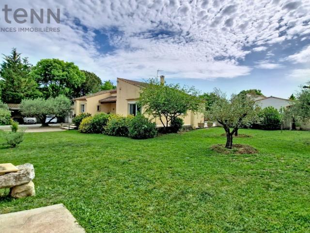 Maison 8 pièces 221 m²