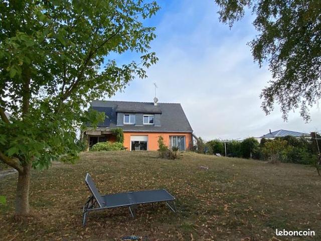Maison 8 pièces 222 m²