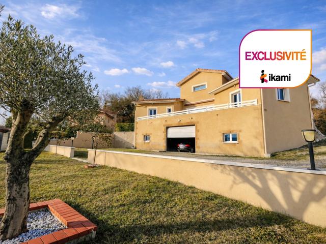 Maison 8 pièces 222 m²