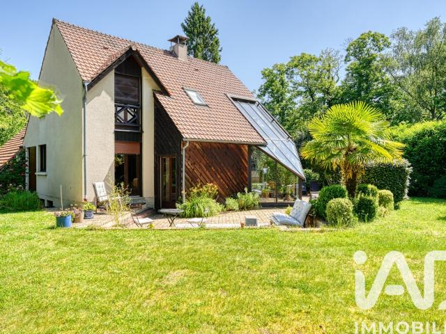 Maison 8 pièces 222 m²