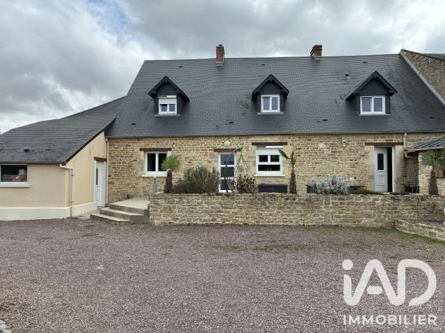 Maison 8 pièces 222 m²