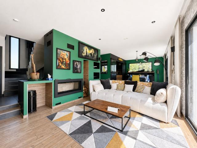 Maison 8 pièces 222m2