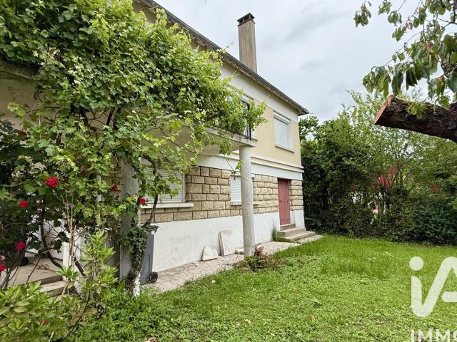 Maison 8 pièces 223 m²