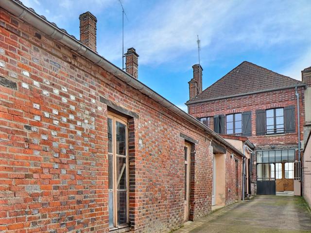 Maison 8 pièces 223 m²