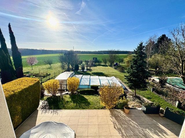 Maison 8 pièces 223 m²