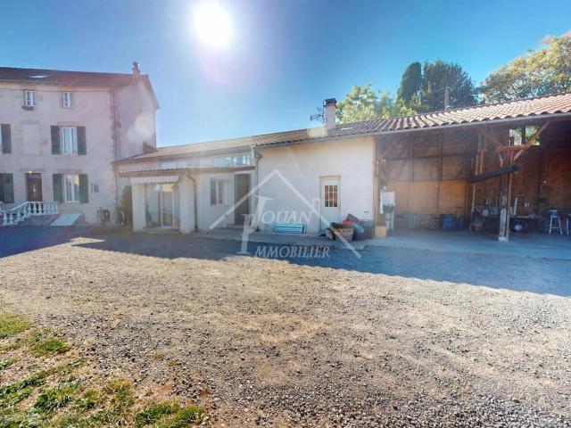 Maison 8 pièces 223 m²