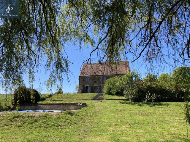 Maison 8 pièces 234 m²
