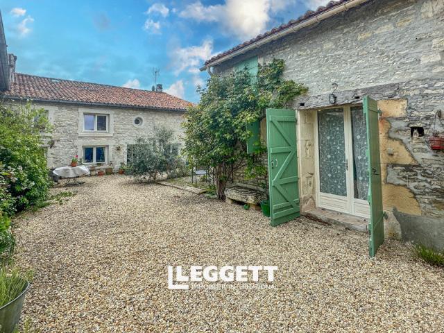 Maison 8 pièces 234 m²