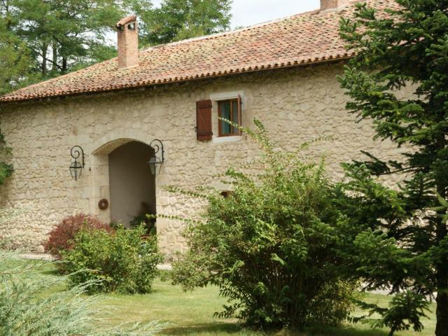 Maison 8 pièces 235 m²