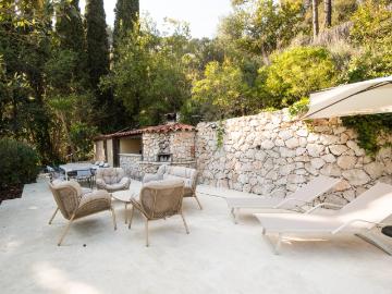 Maison 8 pièces 236 m²