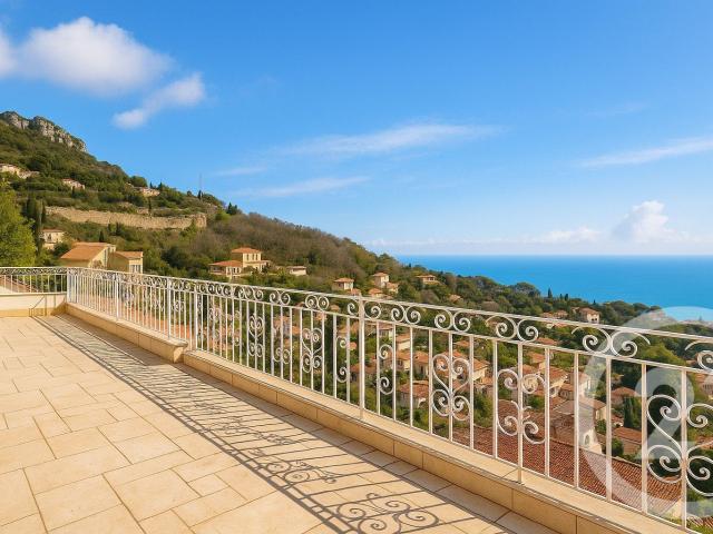 Maison 8 pièces 237 m²
