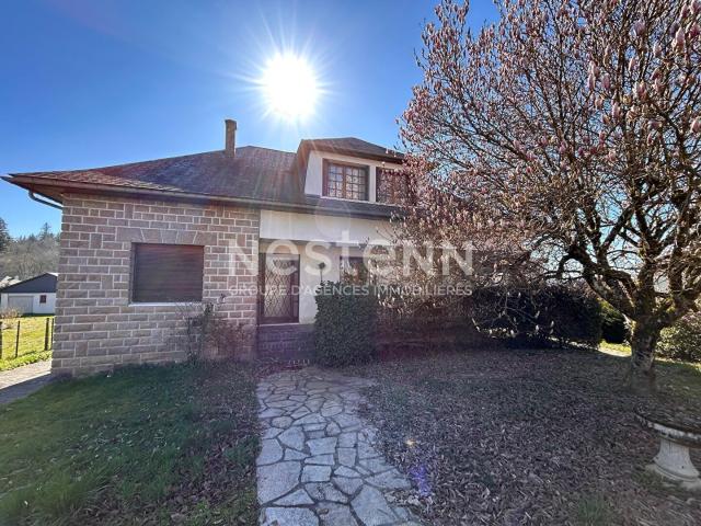Maison 8 pièces 237 m²
