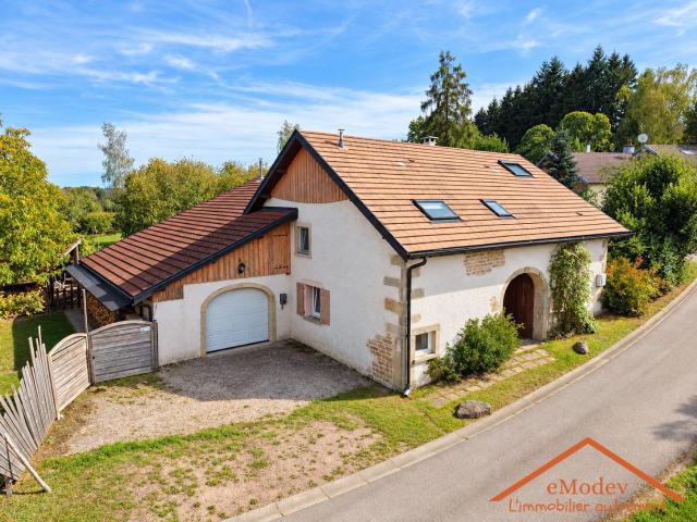 Maison 8 pièces 237 m²
