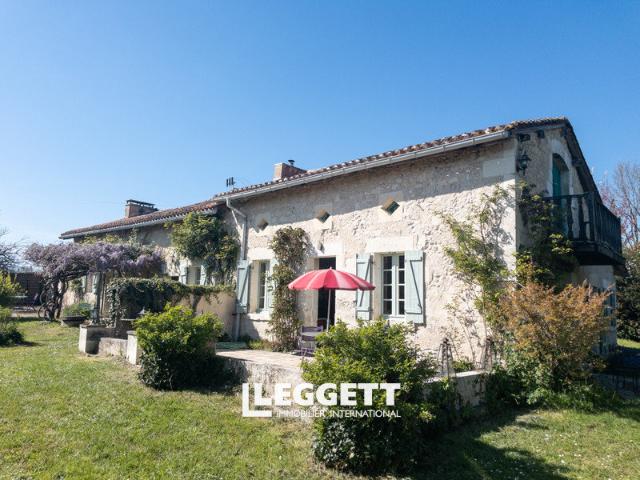 Maison 8 pièces 238 m²