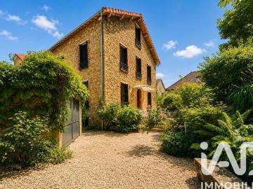 Maison 8 pièces 238 m²
