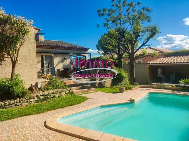Maison 8 pièces 238 m²