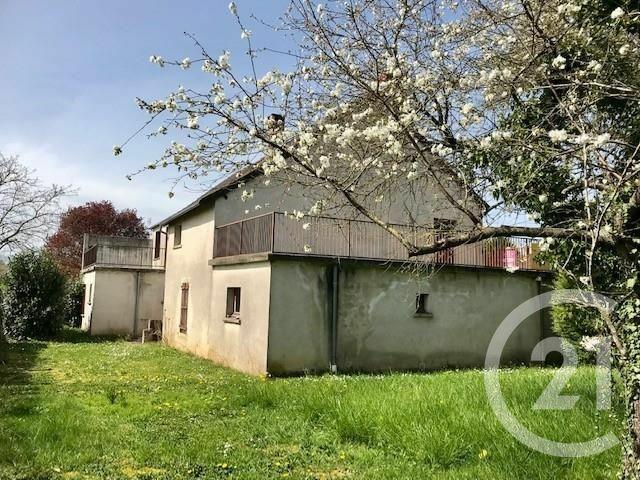Maison 8 pièces 238 m²