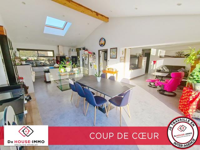 Maison 8 pièces 238 m²