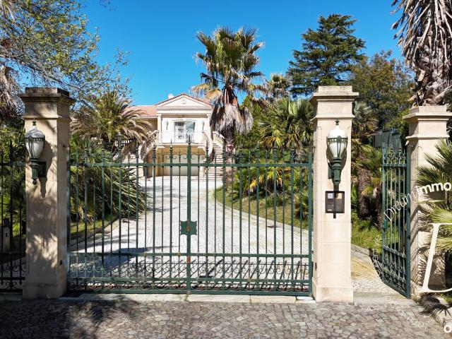 Maison 8 pièces 238 m²