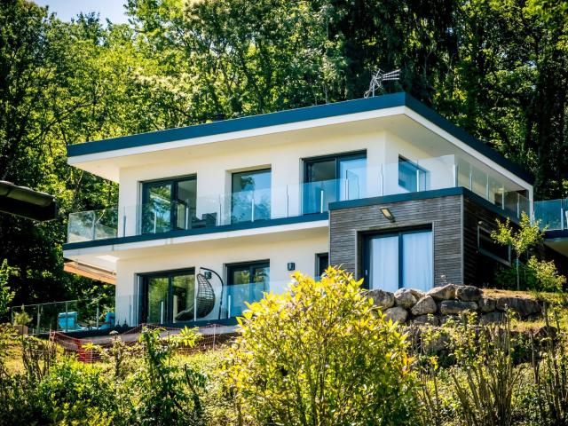Maison 8 pièces 230 m²