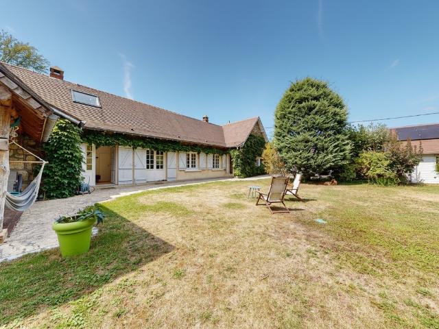 Maison 8 pièces 230 m²