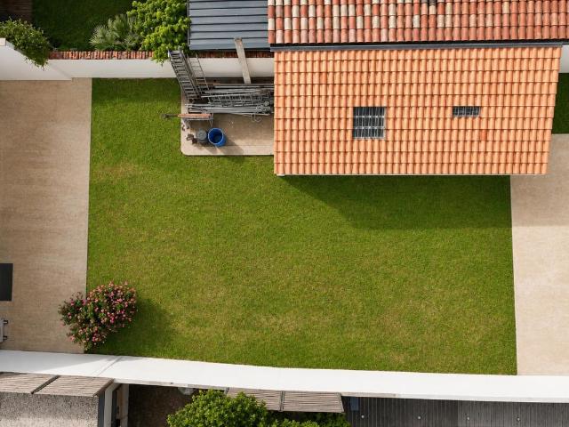 Maison 8 pièces 230 m²
