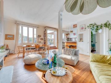 Maison 8 pièces 230 m²