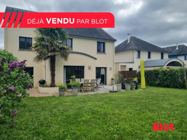 Maison 8 pièces 230 m²