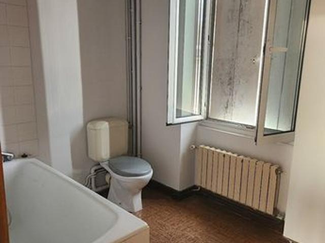 Maison 8 pièces 230 m²