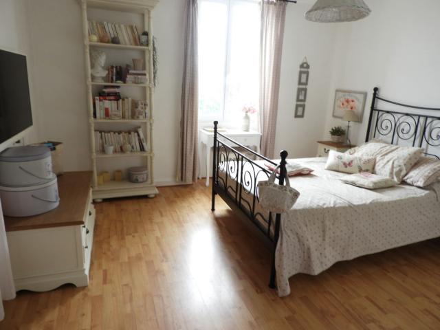 Maison 8 pièces, 230 m² à louer à Poulan Pouzols 81120