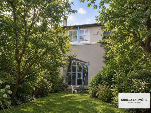 Maison 8 pièces 231 m²
