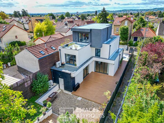 Maison 8 pièces 233 m²